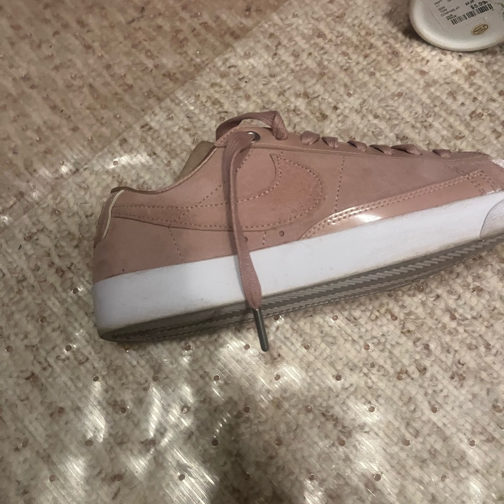 Nike Women's Blush Pink Sneakers